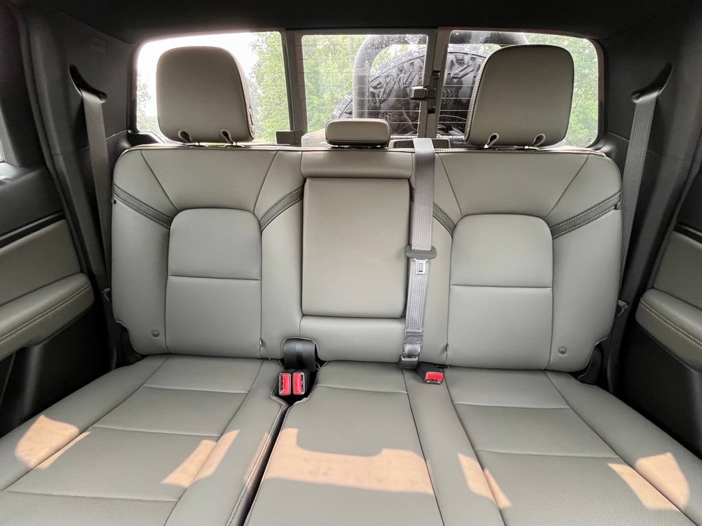 New 2026 Chevrolet Colorado ZR2 w/ ZR2 Bison Edition AWD/4WD image 15
