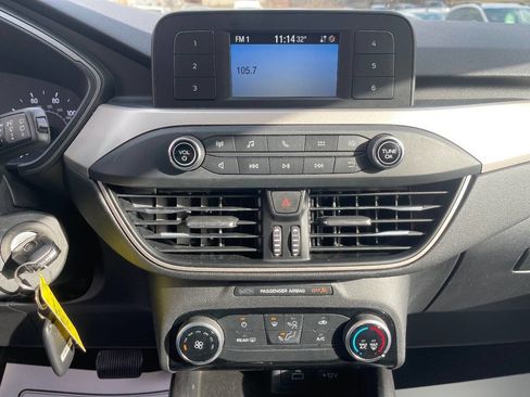Used 2022 Ford Escape S AWD/4WD image 15