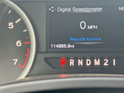 Used 2017 Ford F150 XLT w/ Equipment Group 302A Luxury AWD/4WD image 13