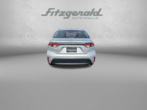 Used 2024 Toyota Corolla LE image 6