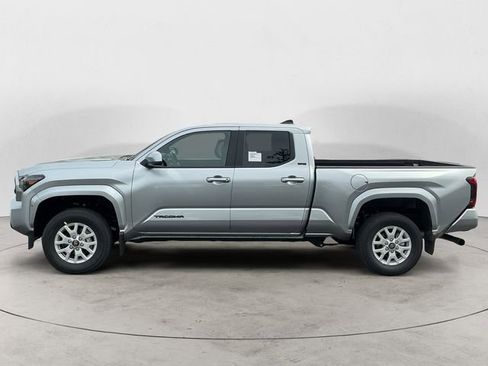 New 2026 Toyota Tacoma SR5 image 2