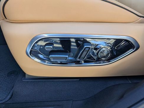 New 2025 Jeep Grand Cherokee Summit image 16