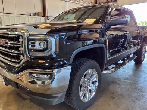 Used 2018 GMC Sierra 1500 SLT AWD/4WD image 4