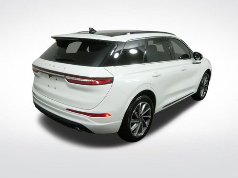 Used 2025 Lincoln Corsair Grand Touring w/ Equipment Group 301A AWD/4WD image 3