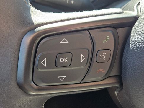 Used 2025 Jeep Gladiator Rubicon AWD/4WD image 31