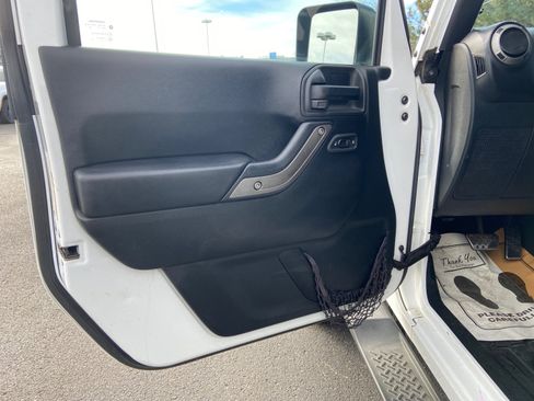 Used 2017 Jeep Wrangler Sport w/ Quick Order Package 24S image 13