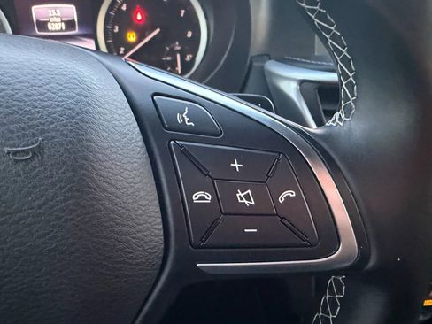 Used 2018 INFINITI QX30 Sport image 14