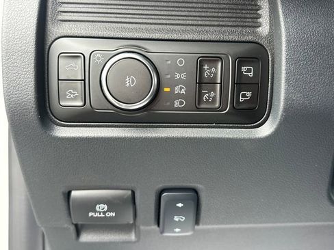 New 2026 Ford F350 Lariat w/ Black Appearance Package image 18