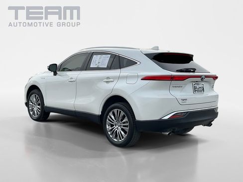 Used 2021 Toyota Venza Limited image 5