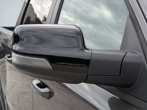 New 2026 RAM 1500 Laramie AWD/4WD image 11