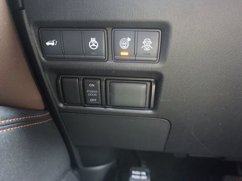 Used 2020 Nissan Armada Platinum w/ Platinum Reserve Package RWD image 5