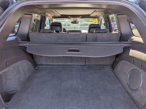 Used 2018 Jeep Grand Cherokee Overland image 13