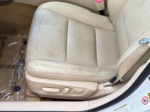 Used 2015 Lexus ES 350 w/ Luxury Package FWD image 13