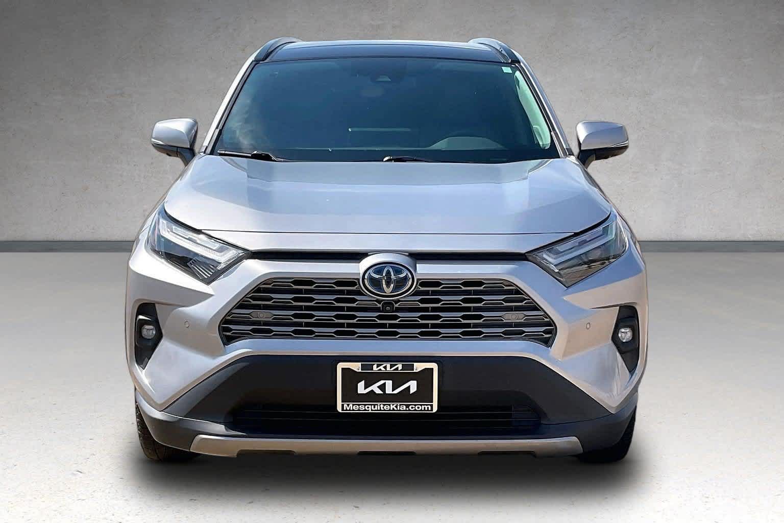 Used 2023 Toyota RAV4 Limited AWD/4WD image 6