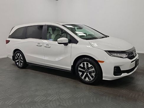 New 2026 Honda Odyssey EX-L image 2