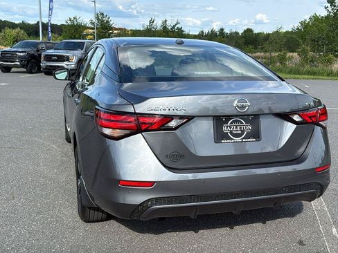 Used 2023 Nissan Sentra SV FWD image 8
