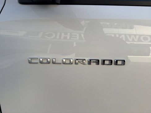 Certified 2024 Chevrolet Colorado Z71 w/ Z71 Convenience Package 2 image 10