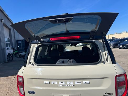 Used 2025 Ford Bronco Sport Outer Banks w/ Outer Banks Tech Package+ AWD/4WD image 7