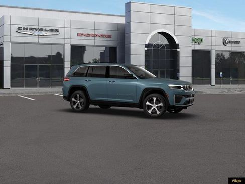 New 2026 Jeep Grand Cherokee Limited w/ Luxury Tech Group II AWD/4WD image 10