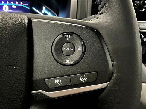 Used 2024 Honda Odyssey EX-L image 12