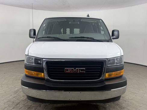 Used 2024 GMC Savana 2500 w/ Driver Convenience Package image 2