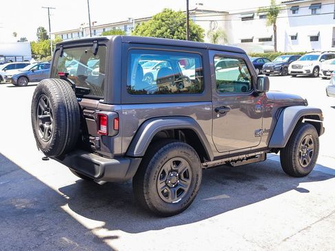 Used 2026 Jeep Wrangler Sport AWD/4WD image 6