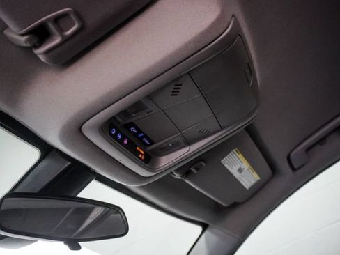 Used 2021 GMC Acadia SLE w/ Driver Convenience Package FWD image 22