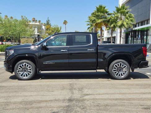 New 2026 GMC Sierra 1500 Denali Ultimate w/ LPO, Black Badging Package AWD/4WD image 8