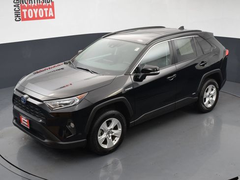 Used 2021 Toyota RAV4 XLE w/ Convenience Package AWD/4WD image 25