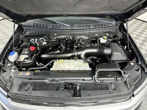 Used 2023 Ford Expedition XLT RWD image 31