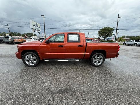 Used 2008 Dodge Dakota SLT RWD image 1