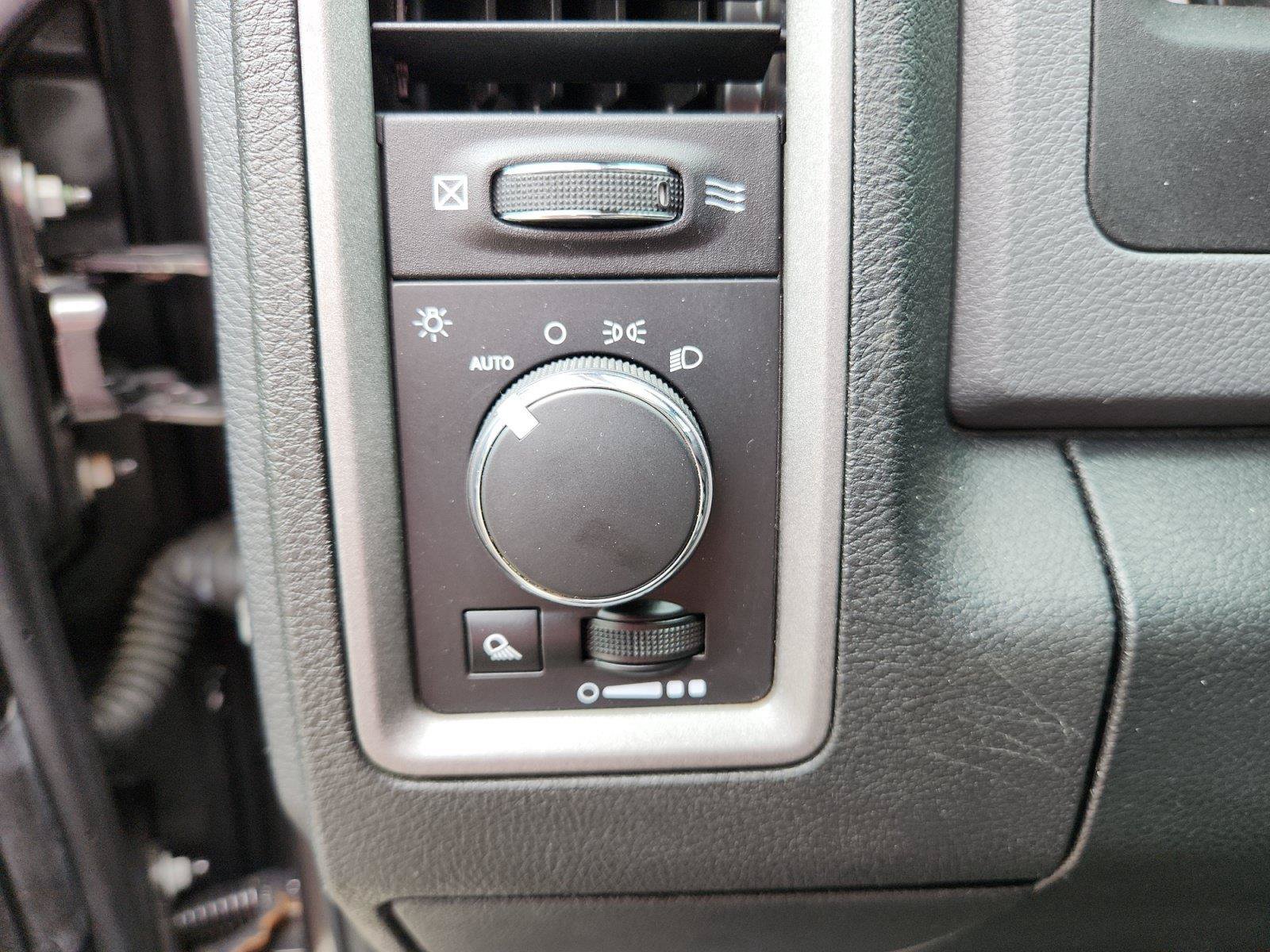 Used 2014 RAM 1500 Tradesman w/ Popular Equipment Group AWD/4WD image 16