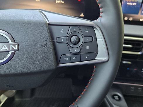 New 2026 Nissan Sentra SR w/ Floor Mat Package FWD image 19