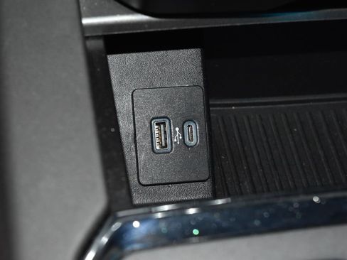 Used 2020 Ford Expedition XLT AWD/4WD image 13