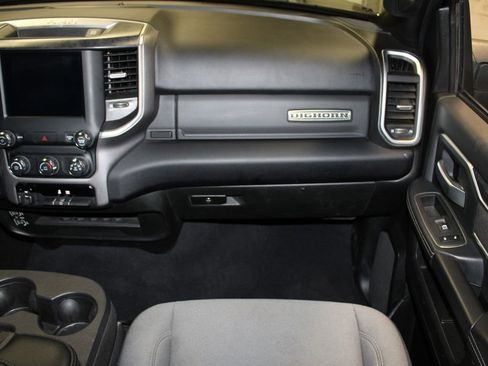 Used 2024 RAM 2500 Big Horn image 31