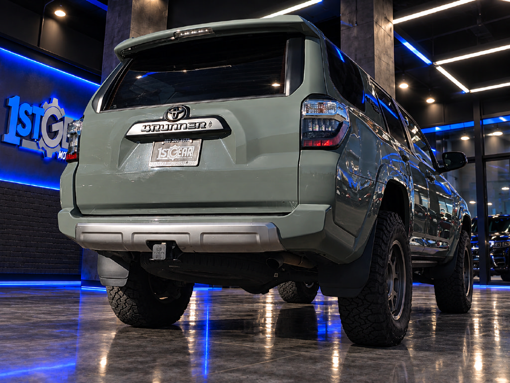 Used 2022 Toyota 4Runner TRD Off-Road Premium AWD/4WD image 11