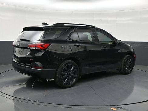 Used 2023 Chevrolet Equinox RS w/ RS Leather Package FWD image 5