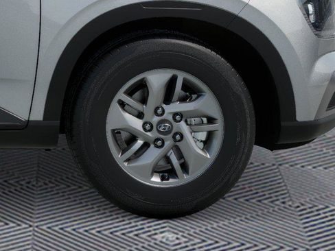 New 2026 Hyundai Venue SE image 8