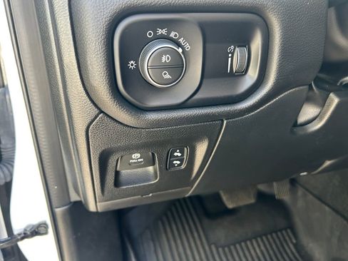 Used 2022 RAM 1500 Big Horn AWD/4WD image 21
