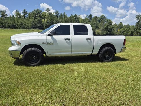Used 2022 RAM 1500 Tradesman w/ Tradesman SXT Package AWD/4WD image 4