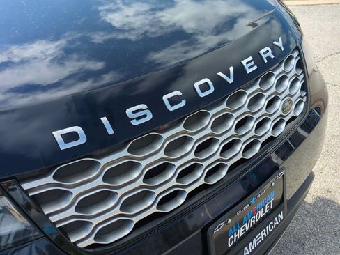 Used 2022 Land Rover Discovery S AWD/4WD image 32