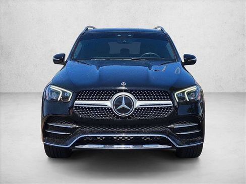 Used 2022 Mercedes-Benz GLE 450 4MATIC image 2