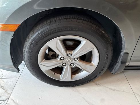 Used 2019 Honda Odyssey EX-L image 36