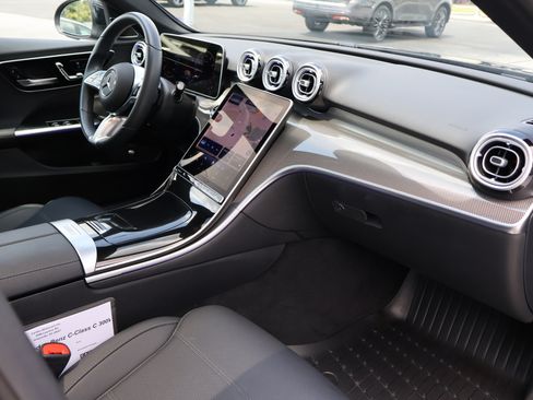 Used 2026 Mercedes-Benz C 300 Sedan image 28