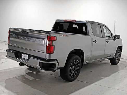Used 2024 Chevrolet Silverado 1500 Custom AWD/4WD image 6