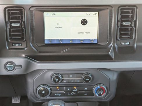 Used 2022 Ford Bronco 4-Door image 15