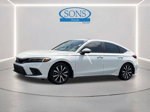 Certified 2024 Honda Civic EX-L image 19