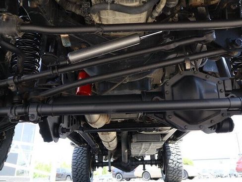 Used 2023 Ford F350 Platinum w/ FX4 Off-Road Package AWD/4WD image 12