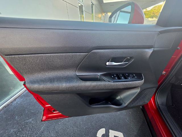 Certified 2025 Nissan Kicks SV FWD image 13