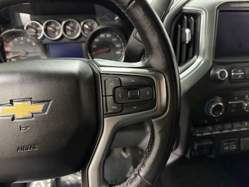 Used 2020 Chevrolet Silverado 1500 LT w/ Convenience Package AWD/4WD image 15